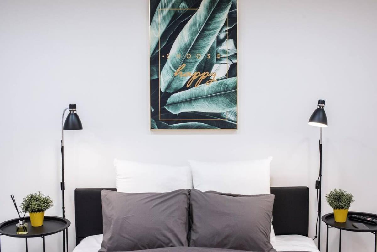 Renovated Design Apartment Close To The Danube Будапеща Екстериор снимка